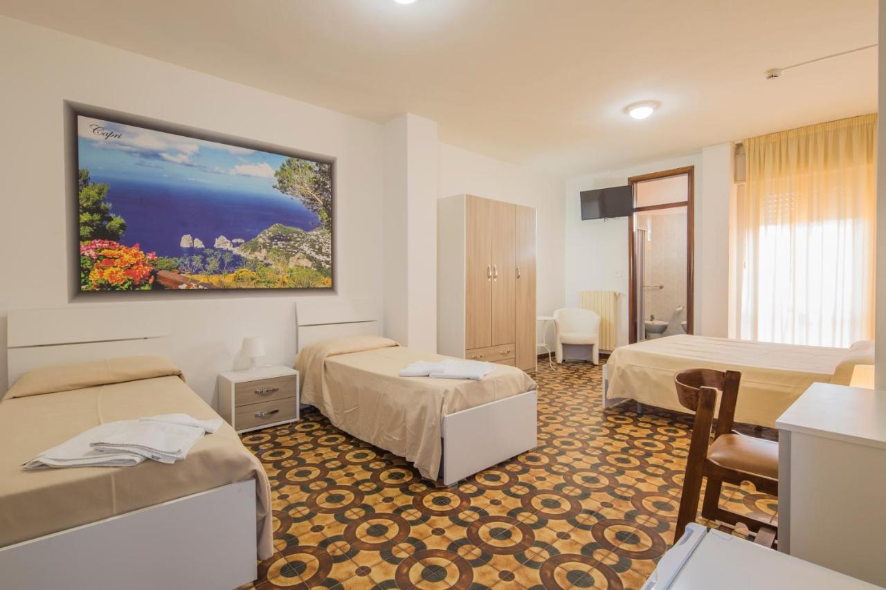 Hotel Rosy 바티파리아 외부 사진