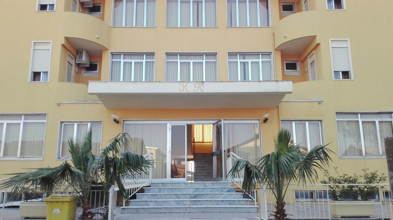 Hotel Rosy 바티파리아 외부 사진