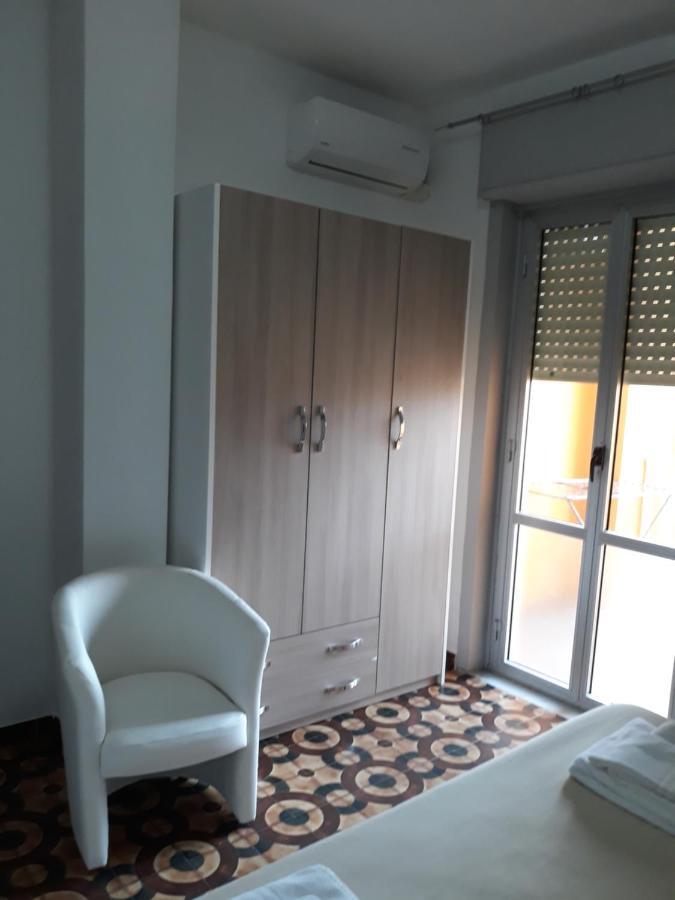 Hotel Rosy 바티파리아 외부 사진