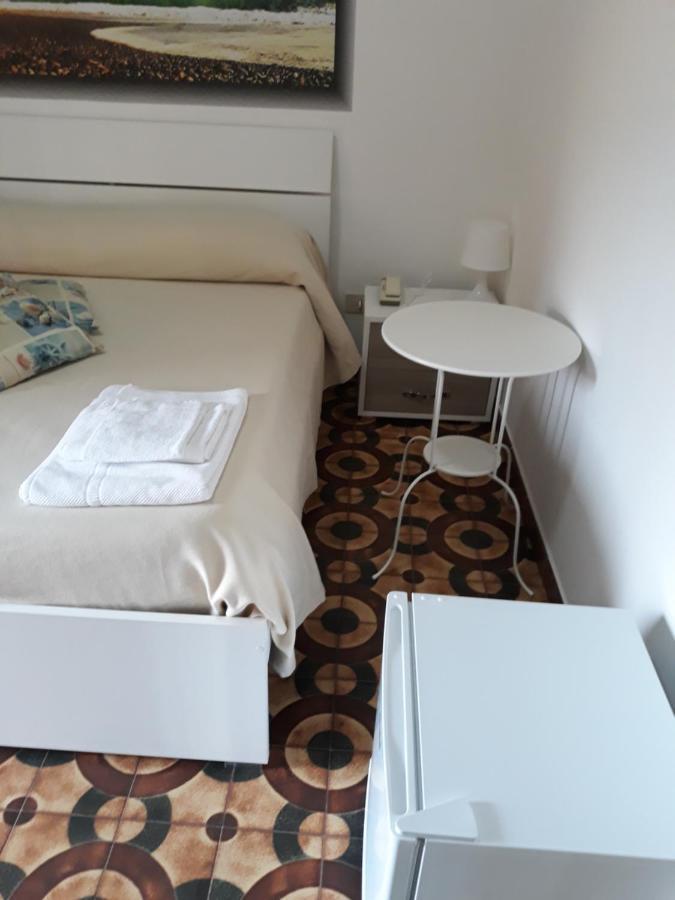 Hotel Rosy 바티파리아 외부 사진